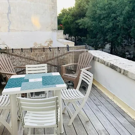 Apartment Bel T2 Lumineux Avec Terrasse Hyper Centre. La Rochelle (Charente-Maritime)