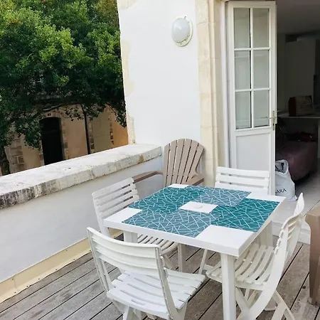 Bel T2 Lumineux Avec Terrasse Hyper Centre. Apartment