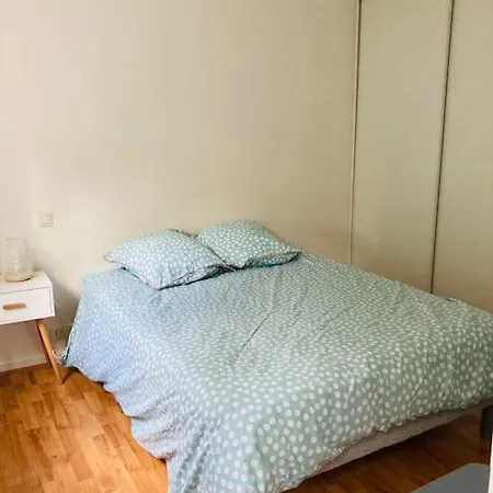 Apartment Bel T2 Lumineux Avec Terrasse Hyper Centre. La Rochelle (Charente-Maritime)